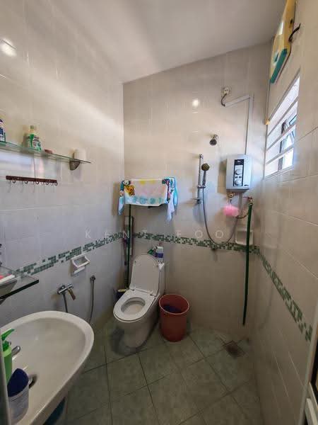 Semi-Detached House for Sale in Simpang Pulai (Perak) - Kent Foo - Bathroom - PropertyGuru.com.my