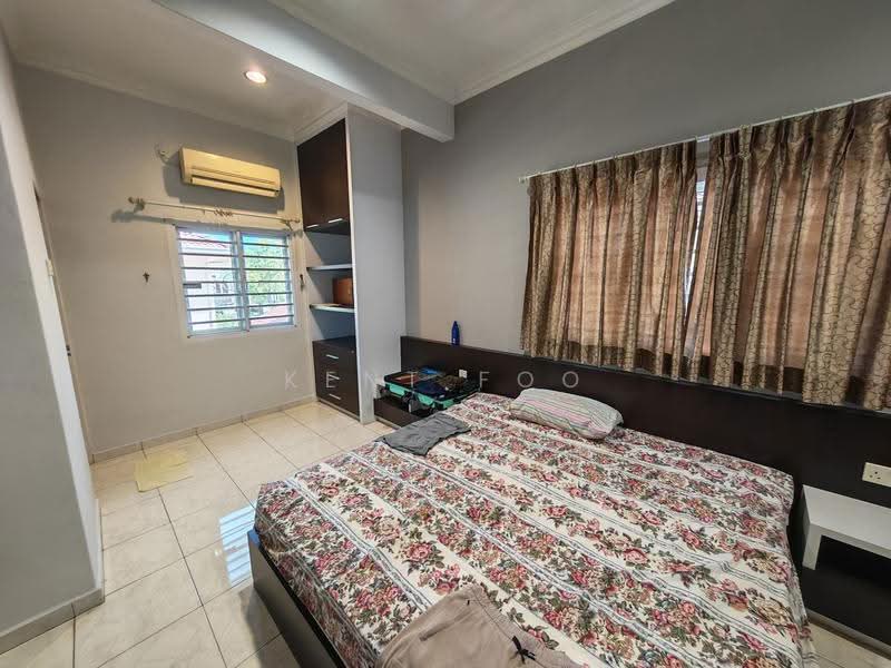 Semi-Detached House for Sale in Simpang Pulai (Perak) - Kent Foo - Bedroom - PropertyGuru.com.my