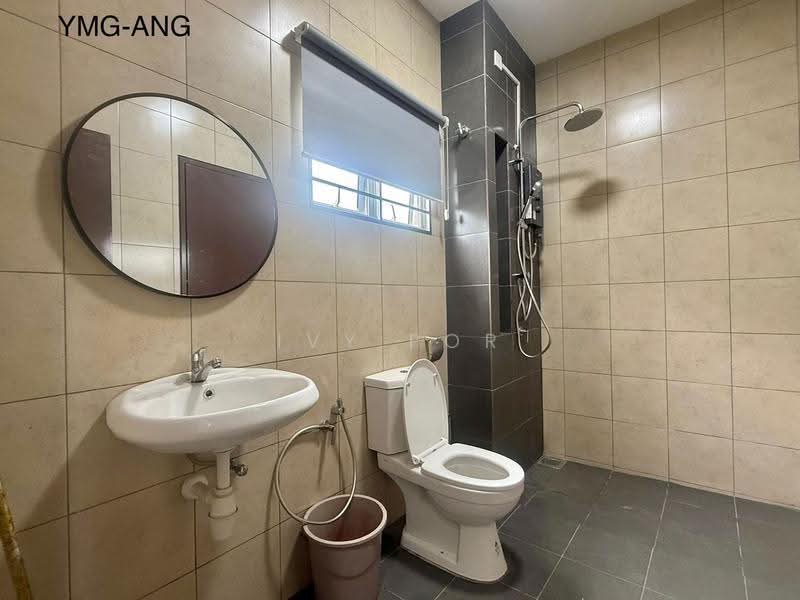 2-storey Terraced House for Rent in Kota Bayuemas (Klang) - Ivy Por - Bathroom - PropertyGuru.com.my