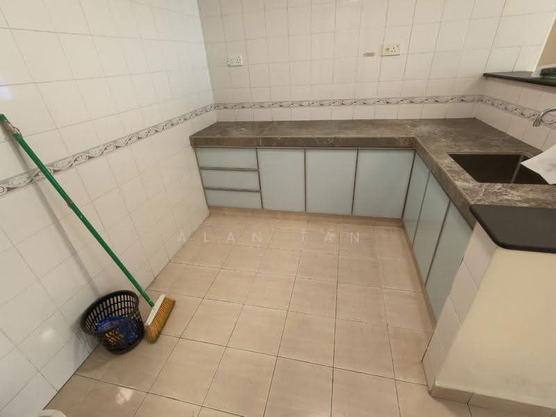 Pangsapuri untuk Disewa di Aster Court - Alan Tan - Kitchen - PropertyGuru.com.my