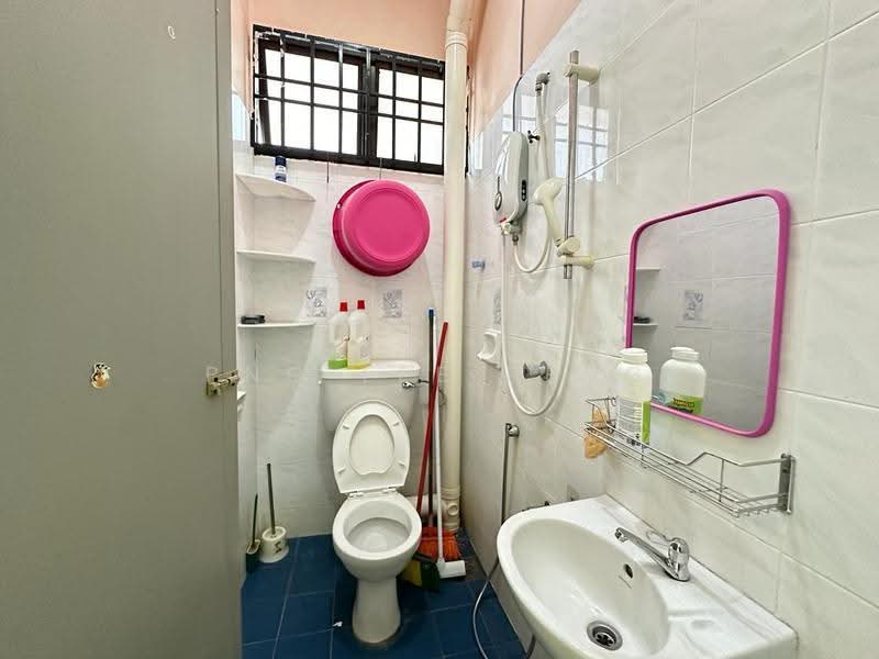 Townhouse for Sale in Desa Ria (Sungai Ara) - Png Lee Peng - PropertyGuru.com.my