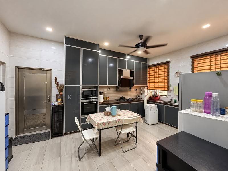 2-storey Terraced House for Sale in Bandar Seri Alam (Masai) - Fakhrul Imlan - Kitchen - PropertyGuru.com.my
