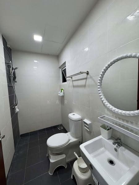 Condominium for Rent at Boulevard Serviced Apartment - Karl . - Bathroom - PropertyGuru.com.my