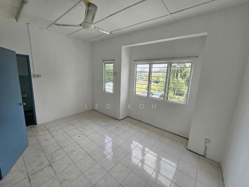 2-storey Terraced House for Rent in Bandar Putra Permai (Seri Kembangan) - Leo Koh - Interior - PropertyGuru.com.my