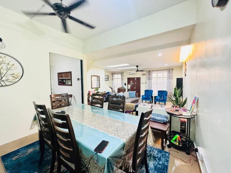 Rumah Teres 2-Tingkat untuk Dijual di Pajam (Negeri Sembilan) - Yasmin Sulaiman - Dining Room - PropertyGuru.com.my