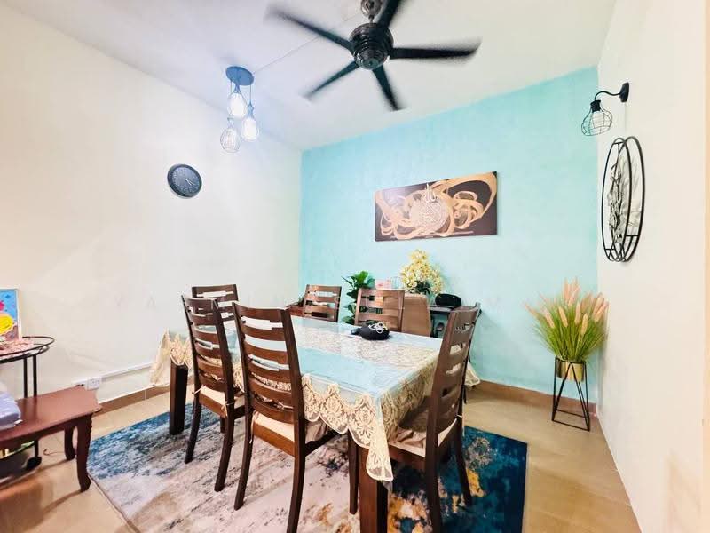 Rumah Teres 2-Tingkat untuk Dijual di Pajam (Negeri Sembilan) - Yasmin Sulaiman - Dining Room - PropertyGuru.com.my