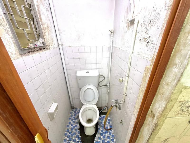 Rumah Teres 1-Tingkat untuk Disewa di Taman Abad (Johor Bahru) - Alen Tan - Bathroom - PropertyGuru.com.my