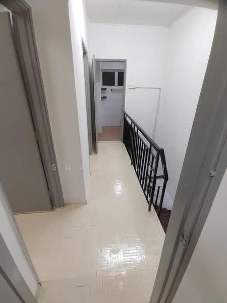 Rumah Teres 2-Tingkat untuk Disewa di Sunway (Selangor) - Shawn Loh - Corridor - PropertyGuru.com.my