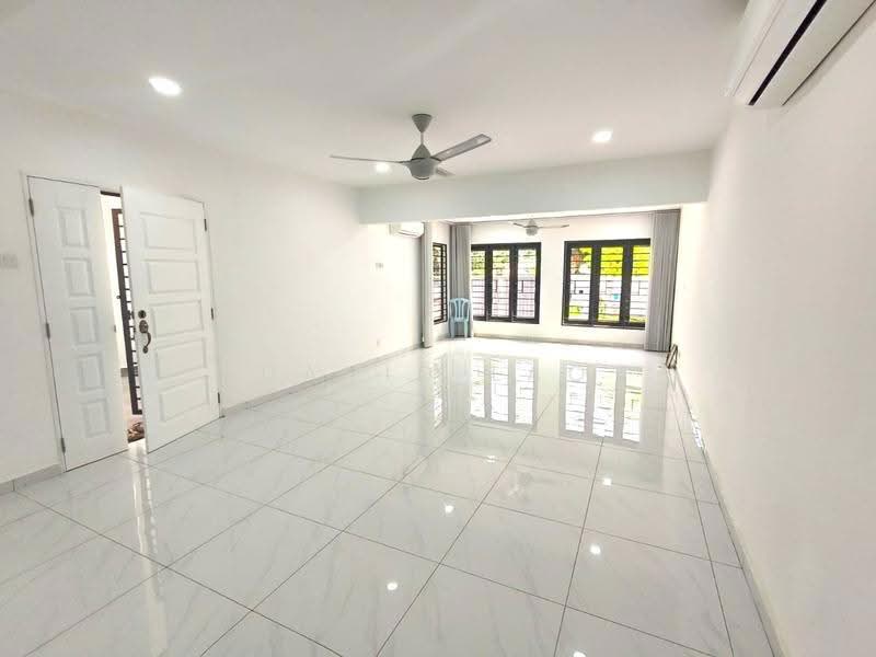 Rumah Teres 2.5-Tingkat untuk Disewa di Bangsar Utama (Bangsar) - David Lao - Living Room - PropertyGuru.com.my