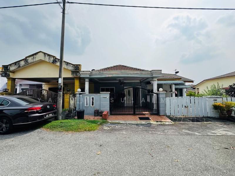 Rumah Teres 1-Tingkat untuk Dijual di Bandar Tasik Puteri (Rawang) - Yasmin Sulaiman - Exterior - PropertyGuru.com.my