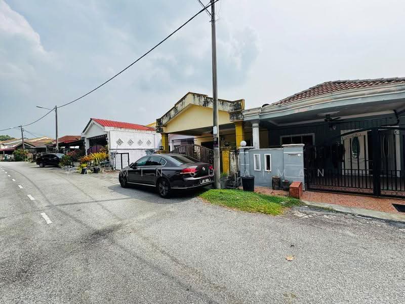 Rumah Teres 1-Tingkat untuk Dijual di Bandar Tasik Puteri (Rawang) - Yasmin Sulaiman - Exterior - PropertyGuru.com.my