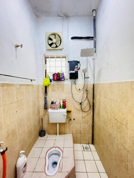 Rumah Teres 1-Tingkat untuk Dijual di Bandar Tasik Puteri (Rawang) - Yasmin Sulaiman - Bathroom - PropertyGuru.com.my