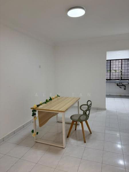 Rumah Teres 2-Tingkat untuk Disewa di Taman Daya (Johor Bahru) - Alen Tan - Dining Room - PropertyGuru.com.my