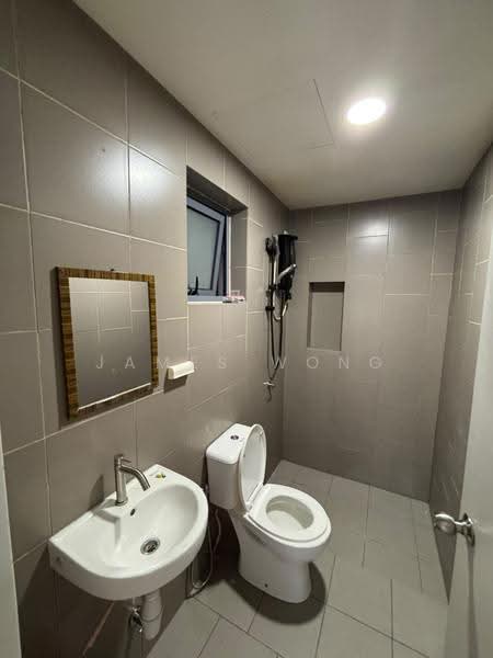 Kondominium untuk Disewa di Sky Awani Residensi 3 - James Wong - Bathroom - PropertyGuru.com.my