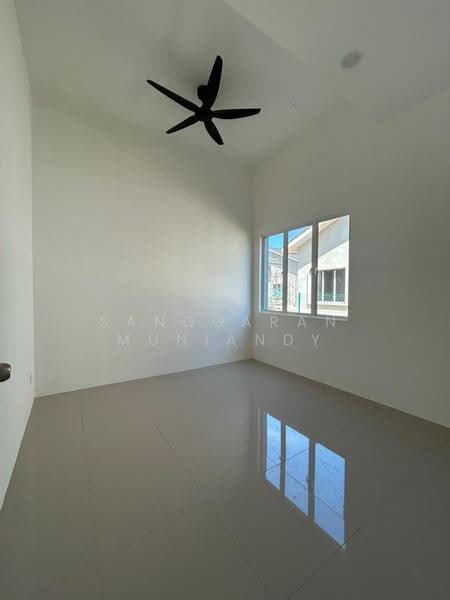 Semi-Detached House for Sale in Rumah Berkembar Setingkat di Kuala Ketil (Kuala Ketil) - Sanggaran Muniandy - Interior - PropertyGuru.com.my