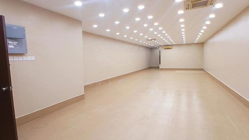 Shop for Rent in Bukit Bintang (KL City Centre) - David Lao - Interior - PropertyGuru.com.my