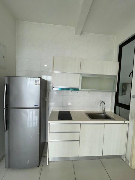 Service Residence for Rent at D'Summit Residences - Kris Ong - Kitchen - PropertyGuru.com.my