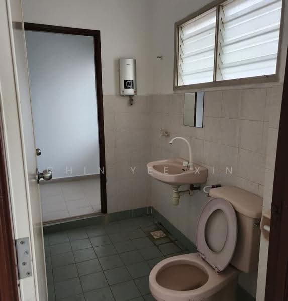 2-storey Terraced House for Sale in BANDAR PUCHONG JAYA (Puchong) - Chin Yee Xin - Bathroom - PropertyGuru.com.my
