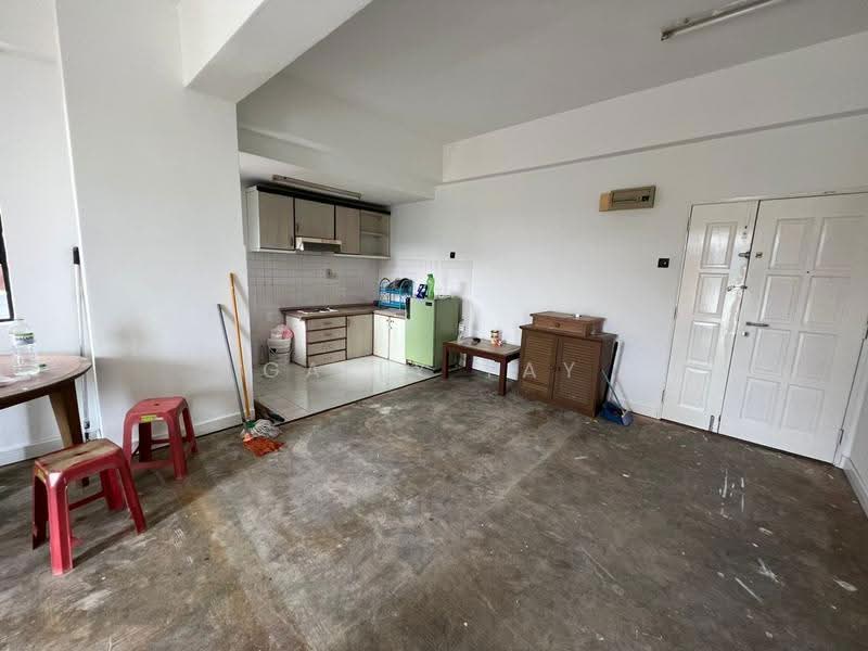 Apartment for Rent at Kempas Apartment - Gaily Tay - Kitchen - PropertyGuru.com.my