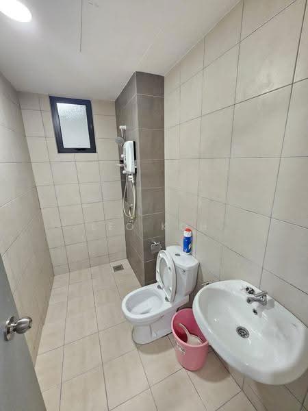 Service Residence for Rent at ANYA at Shorea Park - Leo Koh - Bathroom - PropertyGuru.com.my