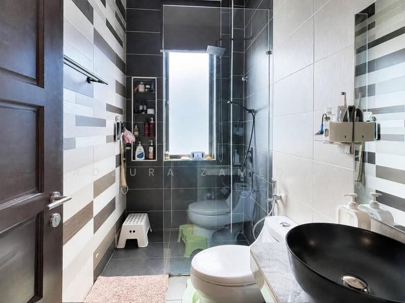 Bungalow House for Sale in Subang Heights (Subang Jaya) - Adzura Zamedin - PropertyGuru.com.my