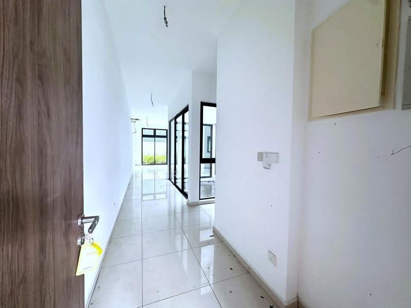 Rumah Kluster untuk Dijual di Sunway Iskandar (Iskandar Puteri (Nusajaya)) - Karl Lim - Corridor - PropertyGuru.com.my