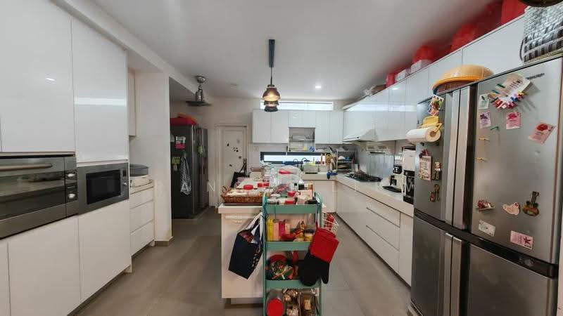 Rumah Teres 2-Tingkat untuk Dijual di Bandar Putra Permai (Seri Kembangan) - Frances Liew - Kitchen - PropertyGuru.com.my