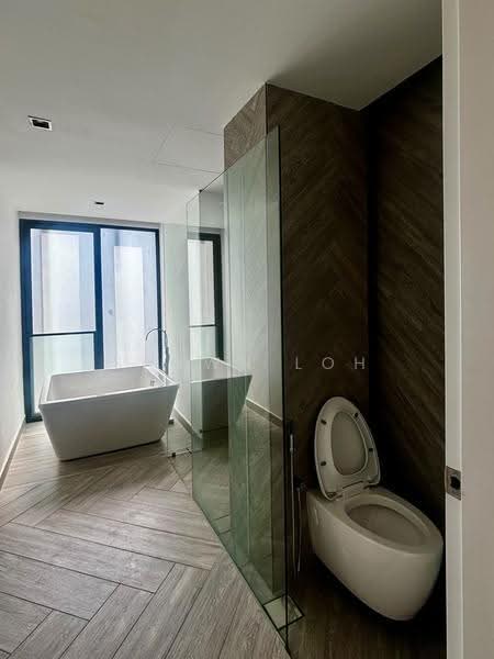 Service Residence for Sale at Lumi Tropicana Serviced Residence - Shawn Loh - Bathroom - PropertyGuru.com.my
