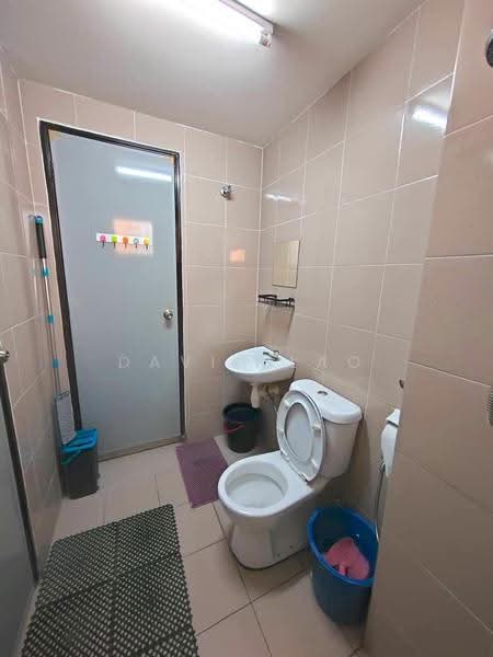 Condominium for Rent at D’Majestica, Bandar Damai Perdana - David Lao - Bathroom - PropertyGuru.com.my