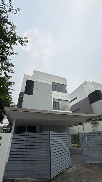 Bungalow House for Sale in Twin Palms Kemensah (Melawati) - Zhi Hong Loh - Exterior - PropertyGuru.com.my