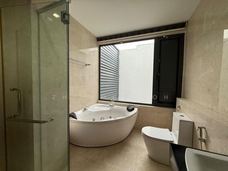 Bungalow House for Sale in Twin Palms Kemensah (Melawati) - Zhi Hong Loh - Bathroom - PropertyGuru.com.my