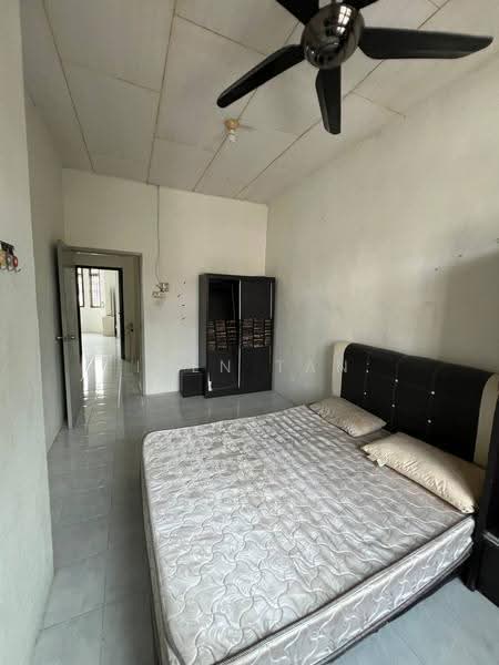 2-storey Terraced House for Sale in Taman Nusa Bestari (Iskandar Puteri (Nusajaya)) - Iden Tan - Bedroom - PropertyGuru.com.my