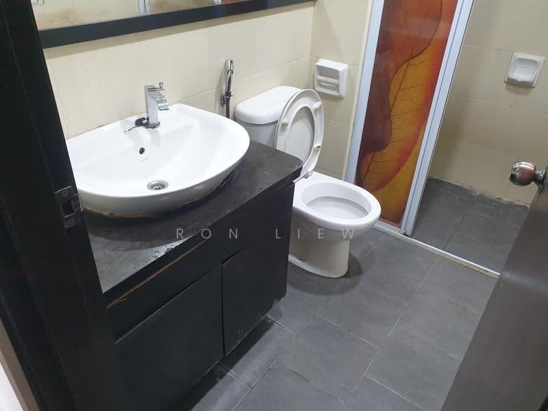Kediaman Servis untuk Disewa di Saville Residence - Ron Liew - Bathroom - PropertyGuru.com.my