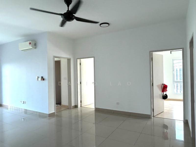 Kondominium untuk Disewa di The Holmes 1 - David Lao - Living Room - PropertyGuru.com.my