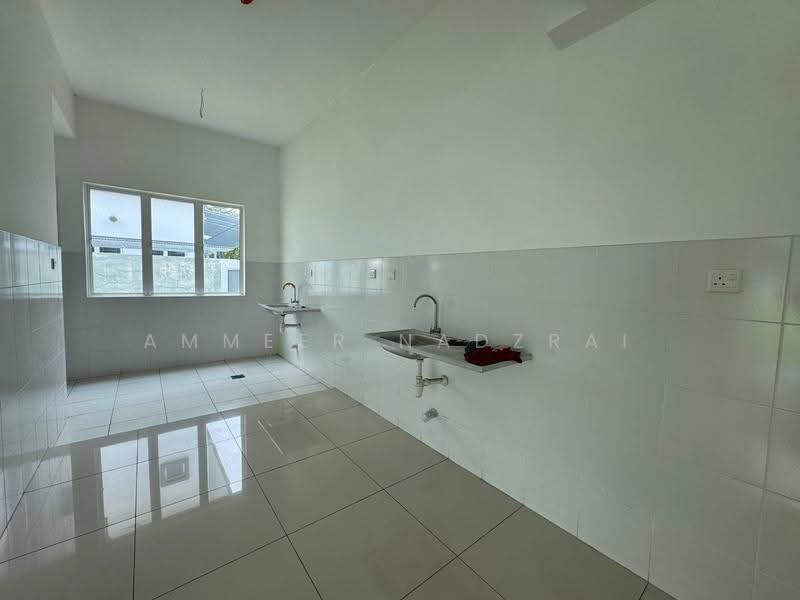 Semi-Detached House for Sale in Setia Impian (Setia Alam) - Ammeer Nadzrai - Kitchen - PropertyGuru.com.my