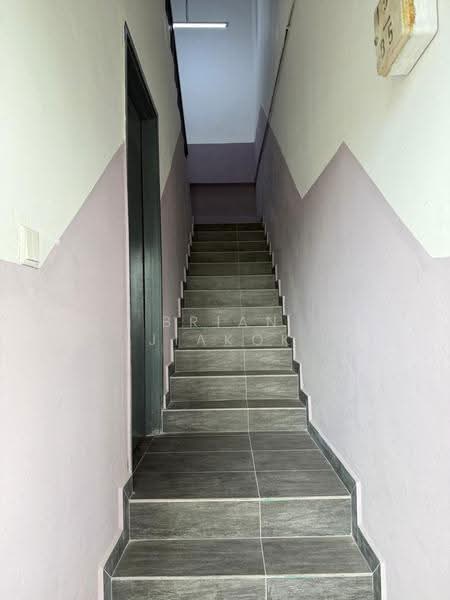 Kilang untuk Disewa di Taman Ehsan (Kepong) - Brian JiaKok - Corridor - PropertyGuru.com.my