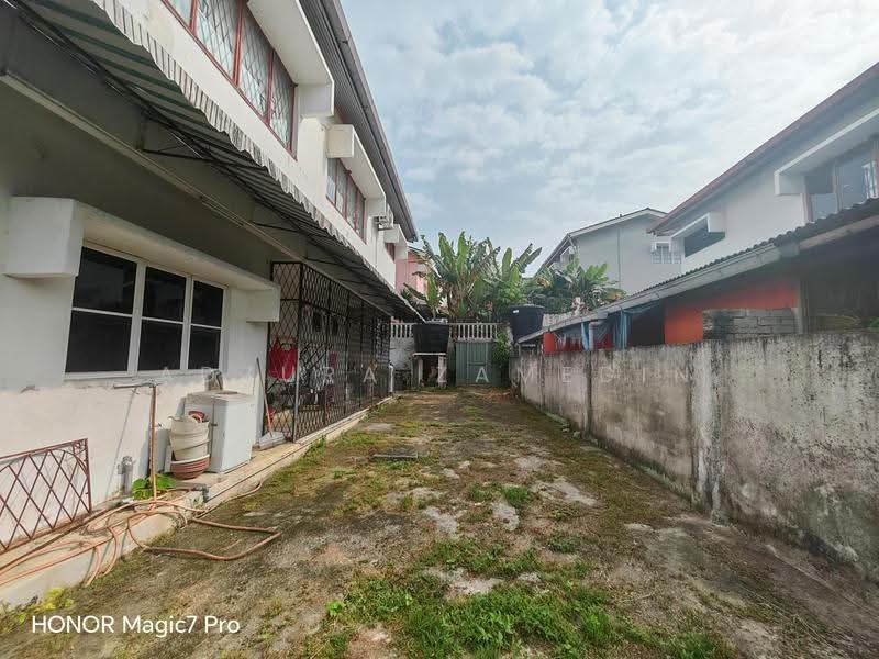 Bungalow House for Sale in Seksyen 1 (Bangi) - Adzura Zamedin - PropertyGuru.com.my
