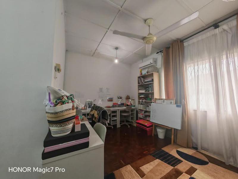 Bungalow House for Sale in Seksyen 1 (Bangi) - Adzura Zamedin - PropertyGuru.com.my