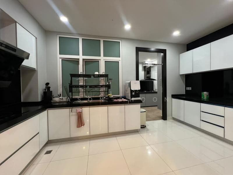 Kondominium untuk Dijual di Gurney Paragon - Jason Phoon - Kitchen - PropertyGuru.com.my