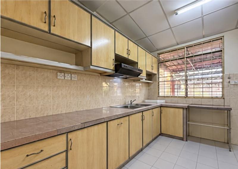 2-storey Terraced House for Sale in Bayan Lepas (Penang) - KV LOO - Kitchen - PropertyGuru.com.my