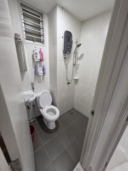 Kondominium untuk Disewa di Sky Awani Residensi 1 - Jowen Lum - Bathroom - PropertyGuru.com.my