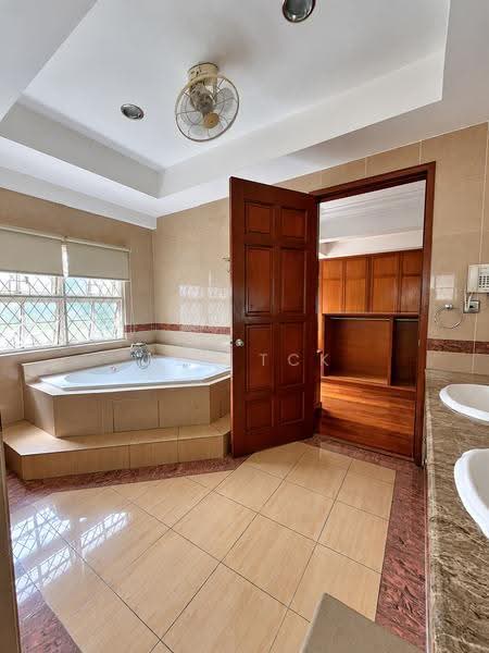 Bungalow House for Sale in Bukit Gasing (Petaling Jaya) - Ken TCK - Bathroom - PropertyGuru.com.my
