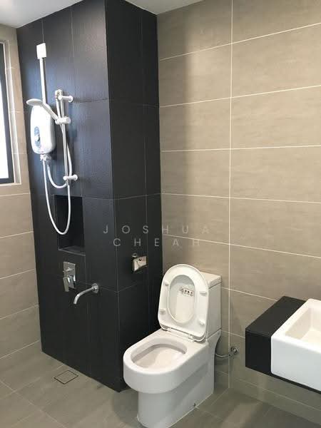 Condominium for Sale at Ascenda Residence @ Skyarena - Joshua Cheah - Bathroom - PropertyGuru.com.my