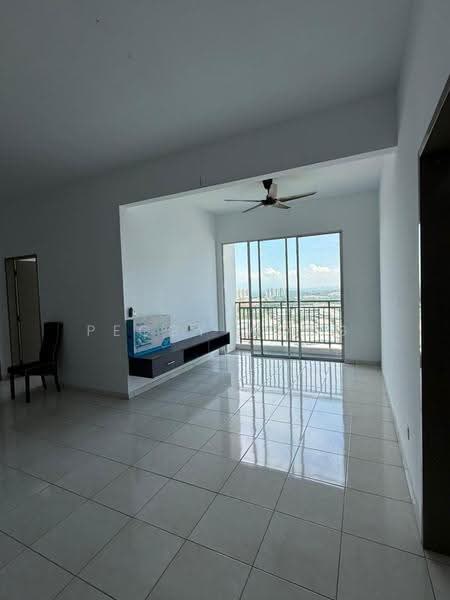 Apartment for Sale at Idaman Abadi - Peggy Wong - Living Room - PropertyGuru.com.my