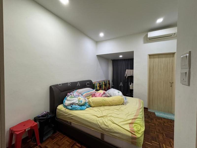 Rumah Teres 2-Tingkat untuk Dijual di Taman Johor Jaya (Johor Bahru) - Grace Lau - Bedroom - PropertyGuru.com.my