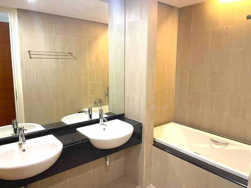 Condominium for Rent at The Capsquare Residences - David Lao - Bathroom - PropertyGuru.com.my