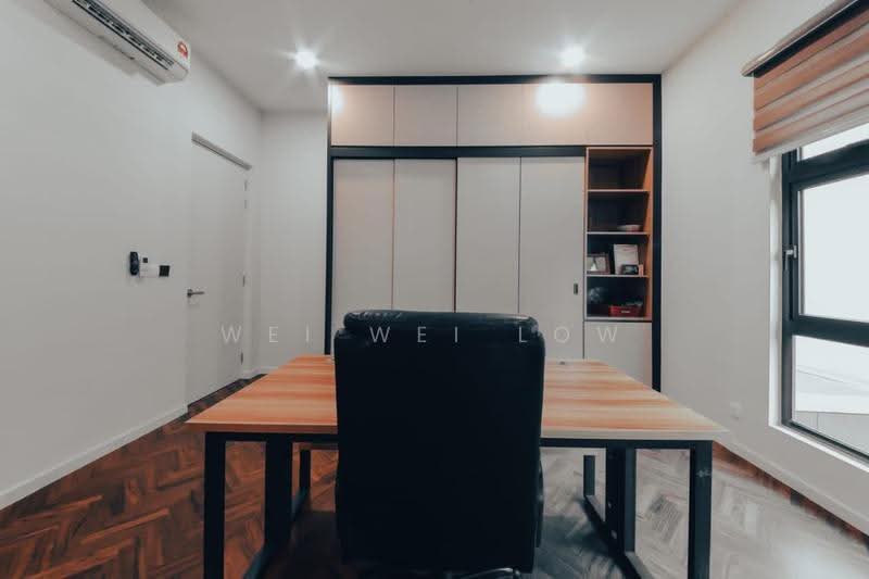 Bungalow House for Sale in Telok Panglima Garang (Selangor) - Wei Wei Low - PropertyGuru.com.my