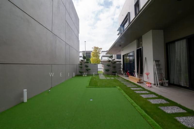 Bungalow House for Sale in Telok Panglima Garang (Selangor) - Wei Wei Low - PropertyGuru.com.my