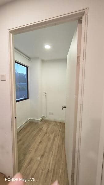 Pejabat untuk Disewa di Seksyen 22, Damansara Jaya (Petaling Jaya) - Yew Long Woi - Interior - PropertyGuru.com.my