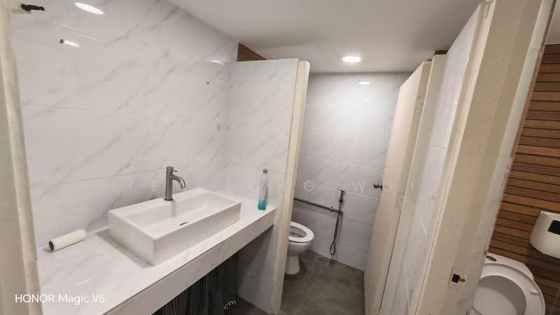 Pejabat untuk Disewa di Seksyen 22, Damansara Jaya (Petaling Jaya) - Yew Long Woi - Bathroom - PropertyGuru.com.my
